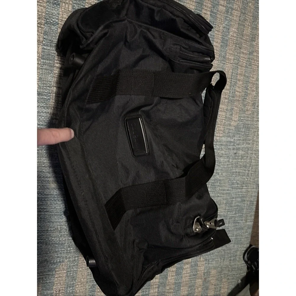 Calpak Black 20 Inch Weekender Duffel Bag Travel Carry On Nylon